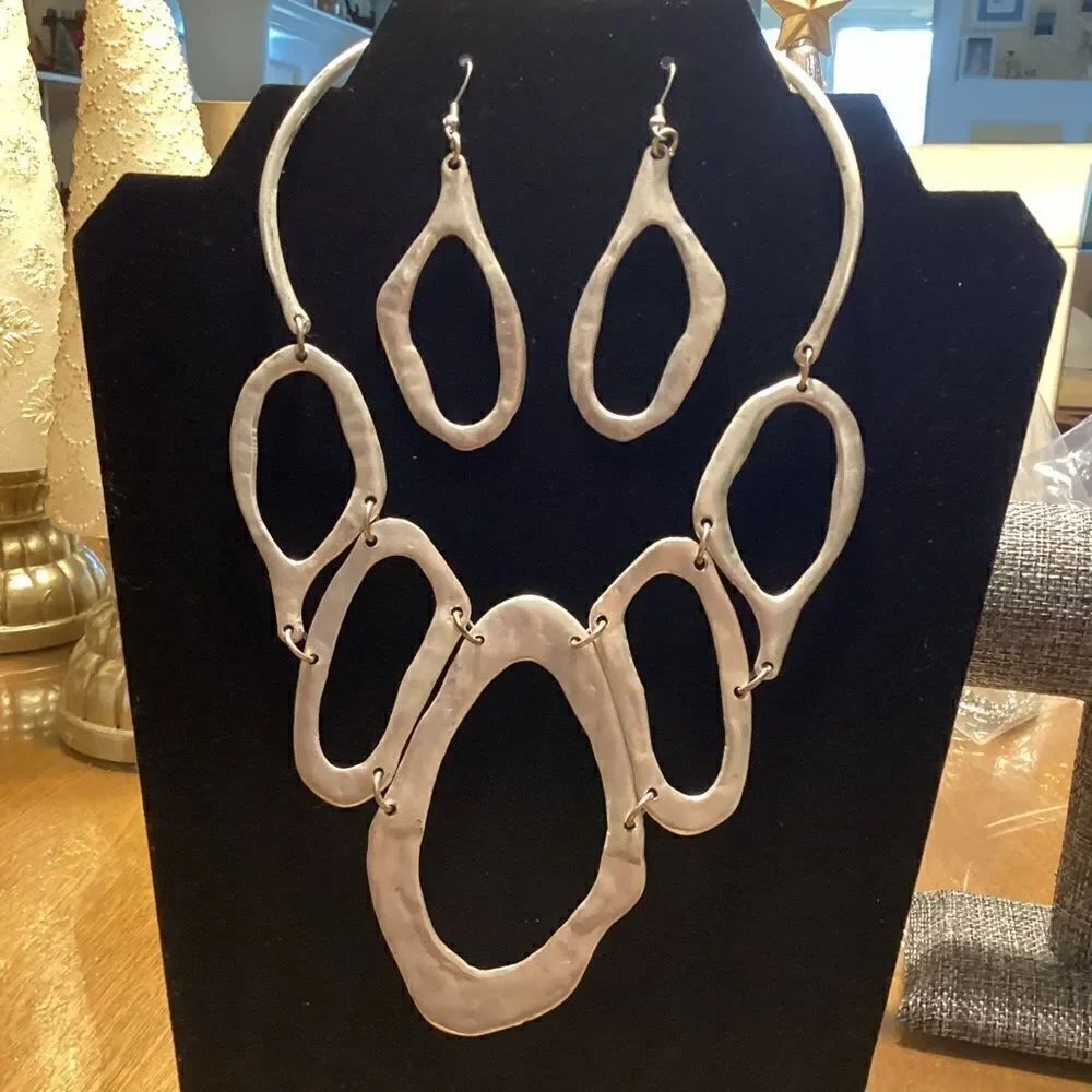 Matte Finish Silvertone Necklace and Earrings Set